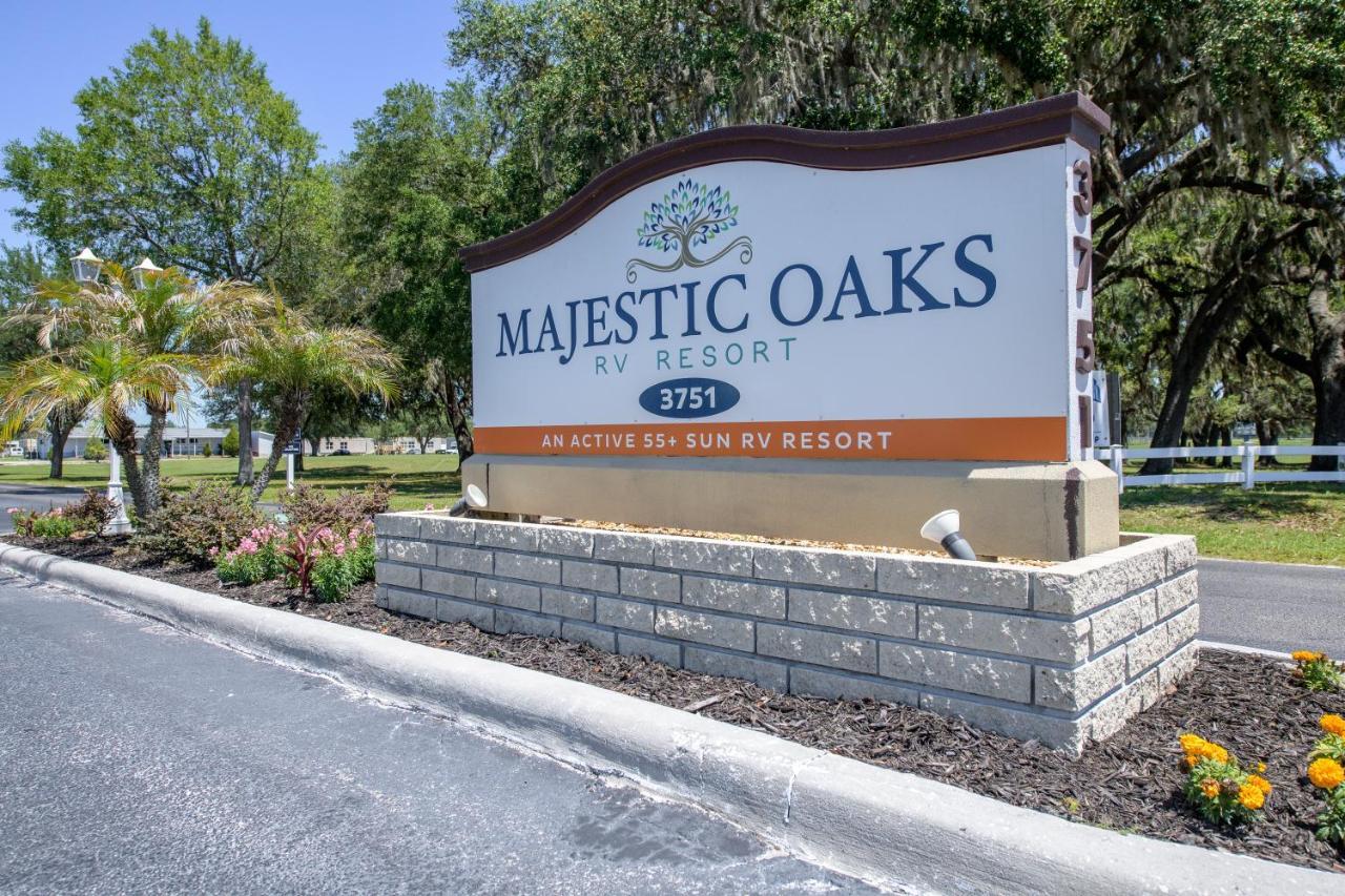 Majestic Oaks Rv Resort Zephyrhills Extérieur photo